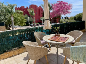MANZANA bonito y cómodo apartamento con piscina